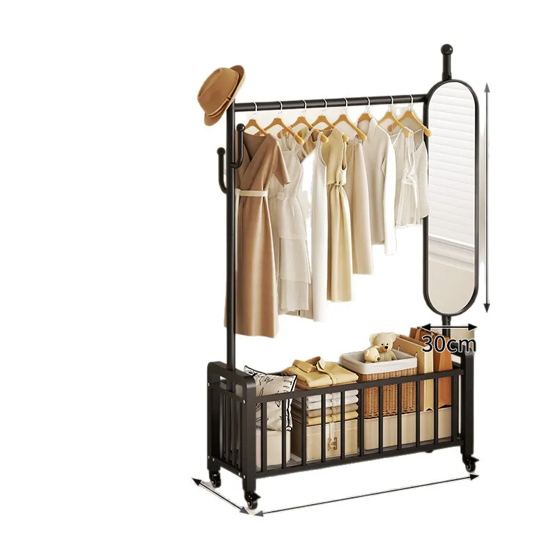 바닥에서 천장까지 닿는 옷걸이와 전신 거울이 있는 침실 - Storage & Organization 리뷰 및 가격